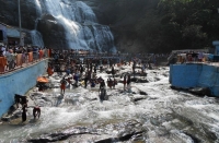 Courtallam Main Falls